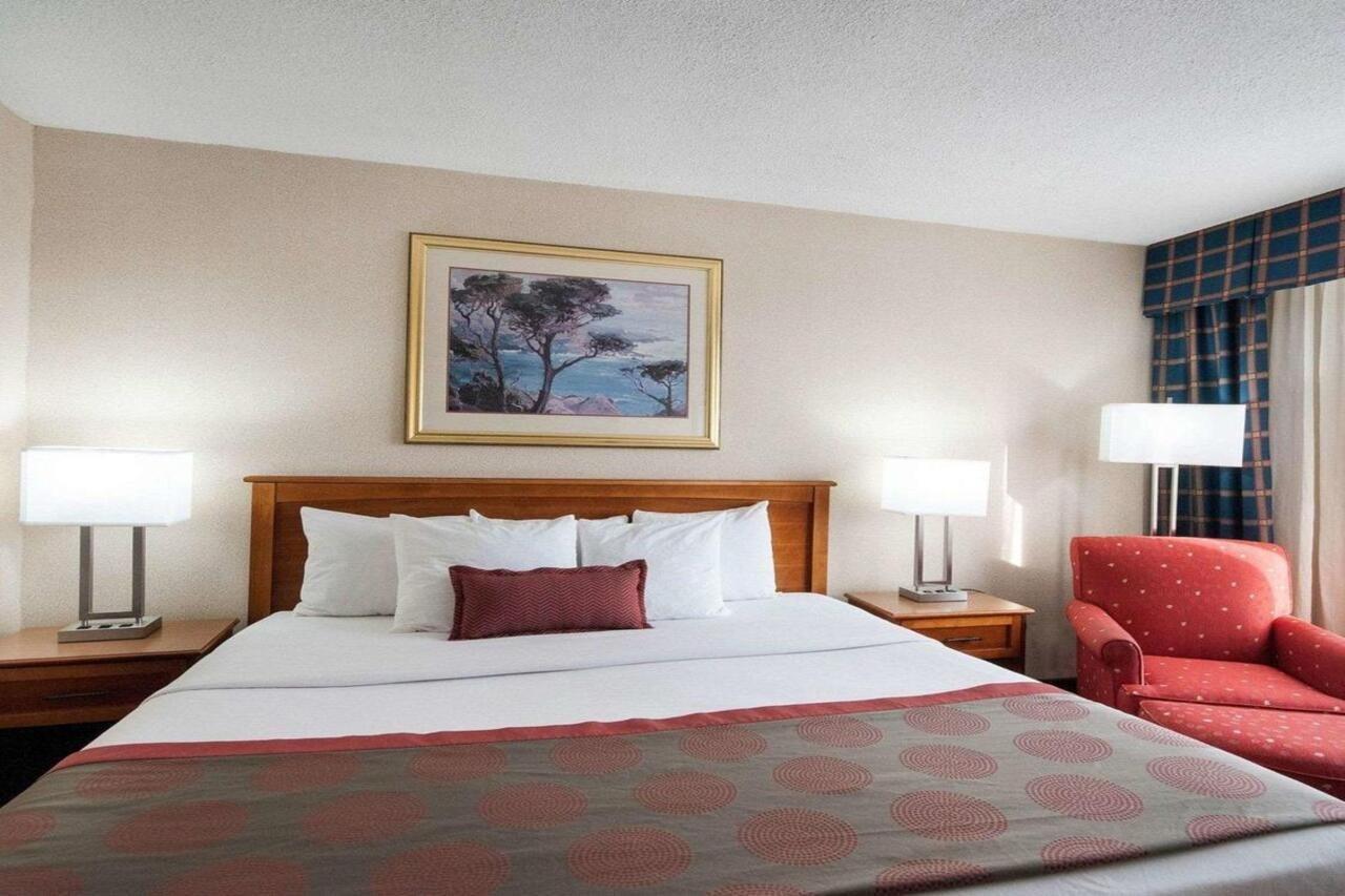 Rodeway Inn Indianapolis I-70 Экстерьер фото