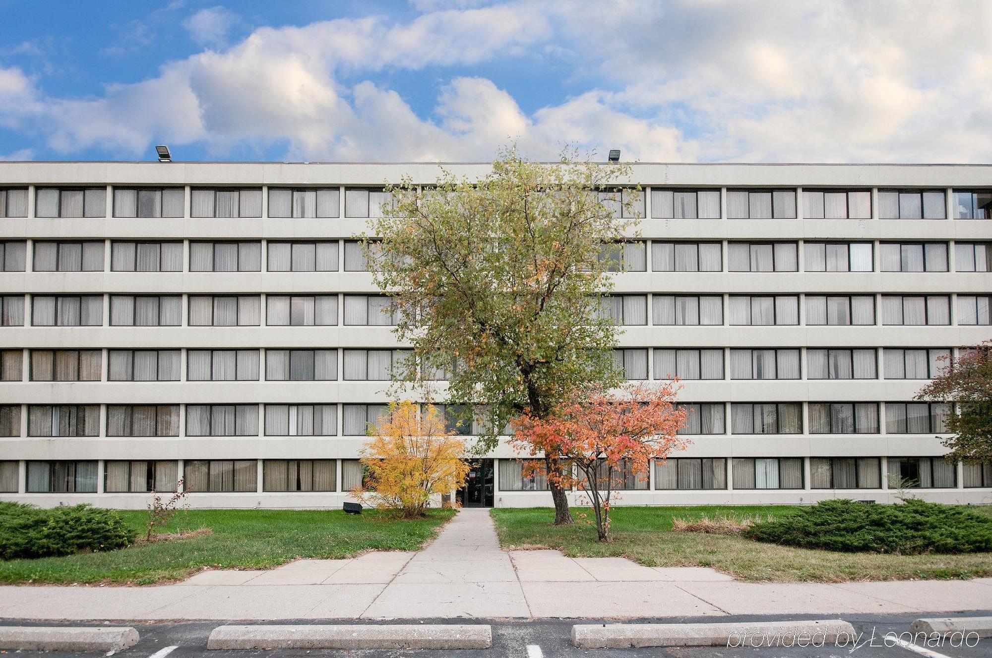 Rodeway Inn Indianapolis I-70 Экстерьер фото