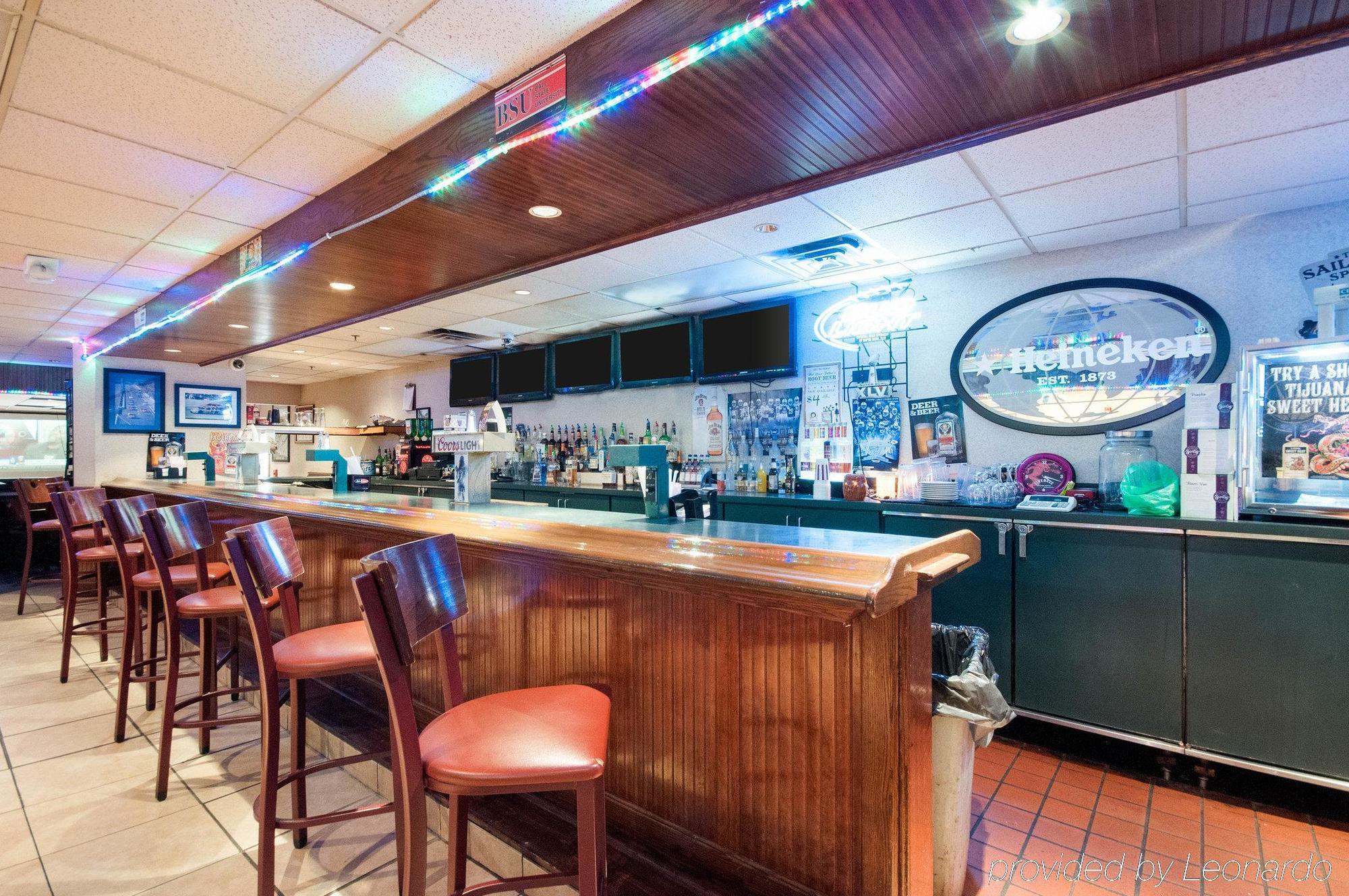 Rodeway Inn Indianapolis I-70 Экстерьер фото